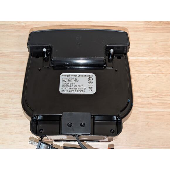 George Foreman Non-Stick 2-Serving Grilling Machine & Panini Press #GR320FBC - Picture 6 of 9